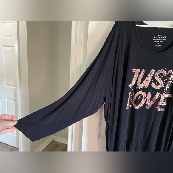 Just Love Torrid Tunic ~ Size 5! - Picture 2 of 8